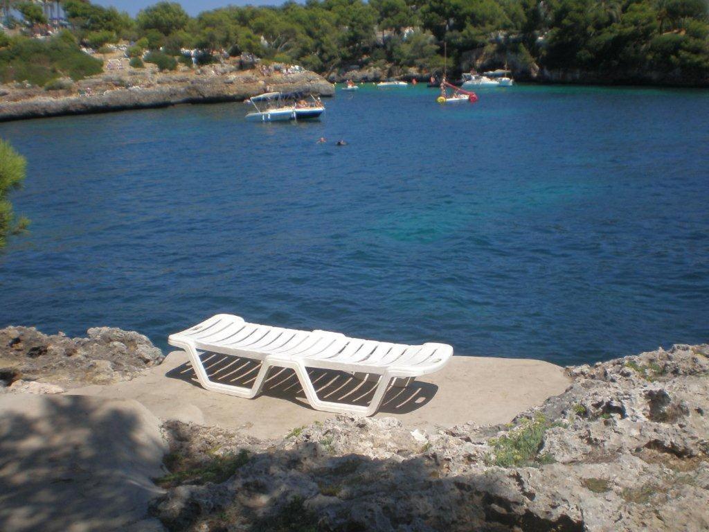 Waterfront Apartment 'Maria'. Pool. Wifi Santanyi Exterior photo
