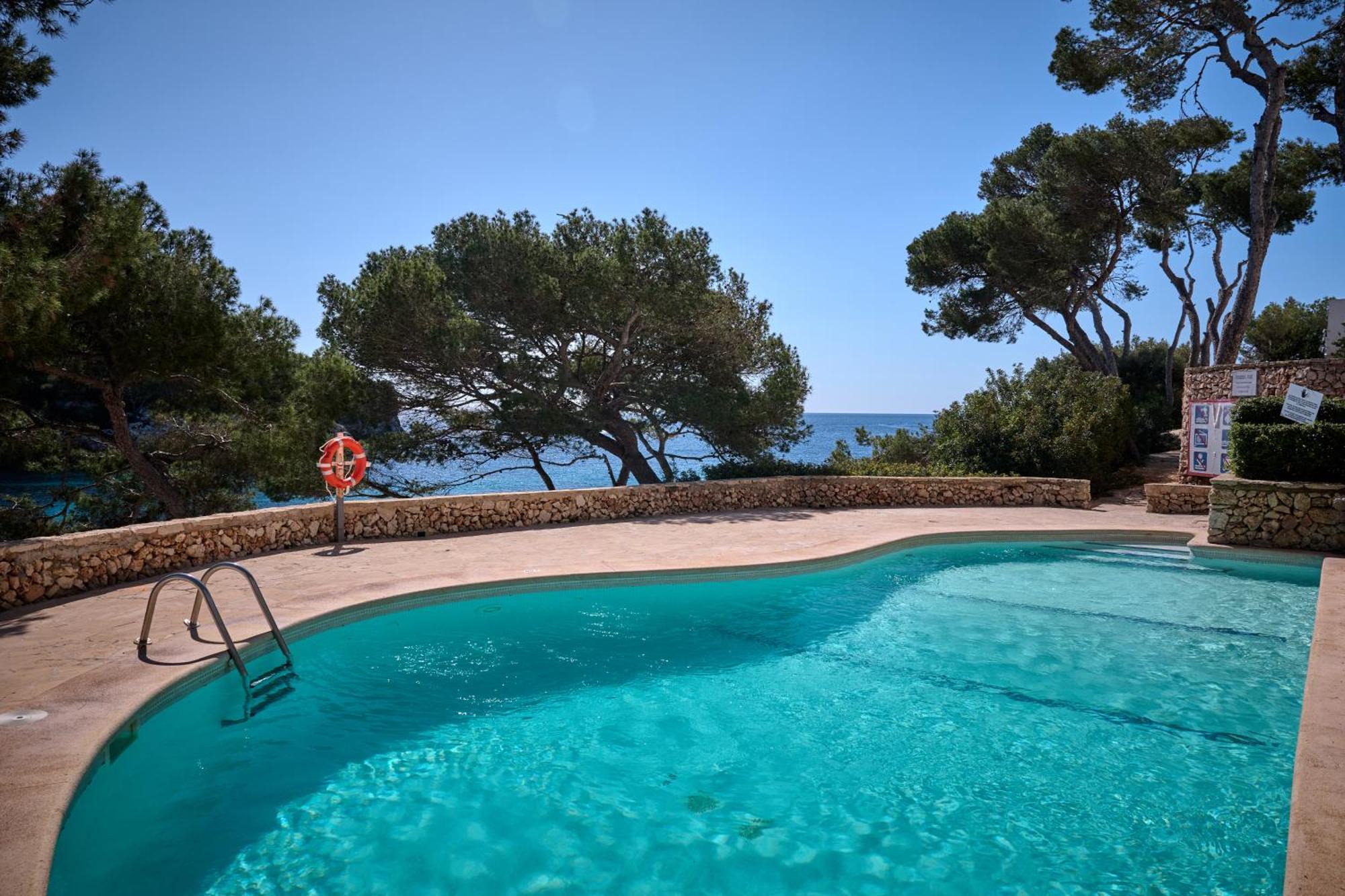 Waterfront Apartment 'Maria'. Pool. Wifi Santanyi Exterior photo